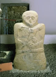 Una de las estelas de Lunigiana, encontrada en Bigliolo, c.3000 a.C.